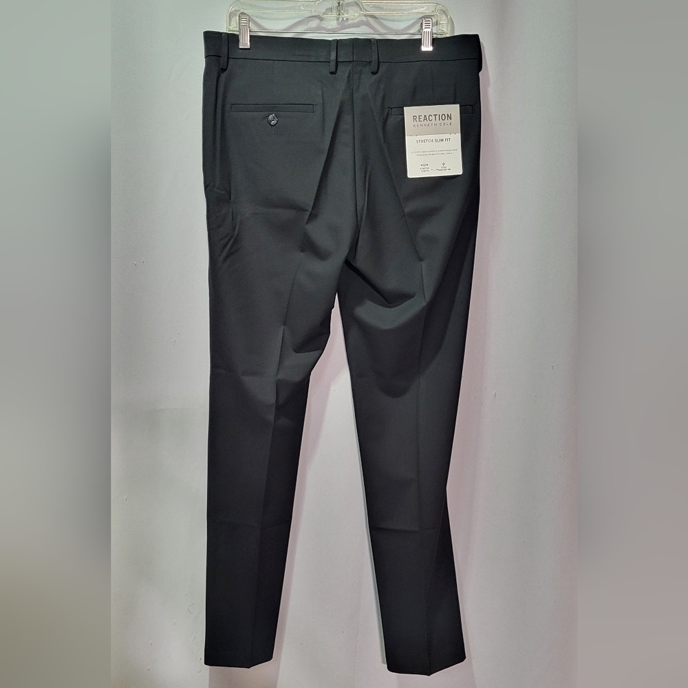Reaction Kenneth Cole Men's NWT Black Slim Fit Pleated Dress Pants Sz 34W x 32L - Picture 10 of 12